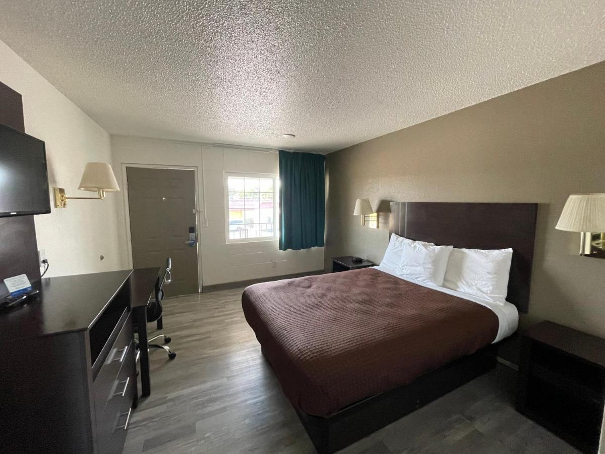 Motel 6 Hermiston Or Umatilla Exterior photo